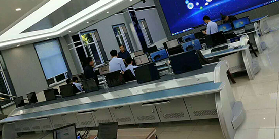 安防行業對操作臺的要求